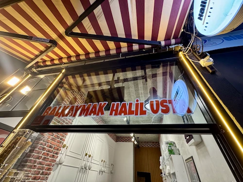 Giresunda ne yenir? Halil Usta Balkaymak dondurma Giresun dondurmacı Giresun tatlı mekanları Giresun gezilecek yerler